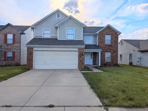 5224 Lakeside Manor Dr, Indianapolis, IN 46254