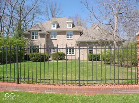 12008 Admirals Pointe Dr, Indianapolis, IN 46236