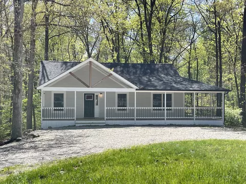 7356 Sunset Dr, Nineveh, IN 46164