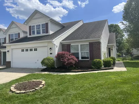 1237 Oak Knoll Ct, Indianapolis, IN 46217