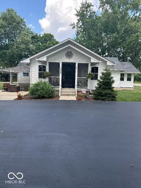 2010 Averitt Rd, Greenwood, IN 46143