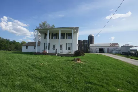 6904 E 1575 N, Batesville, IN 47006
