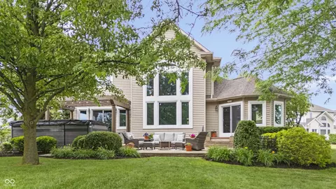 95 Lane 780 Snow Lk, Fremont, IN 46737