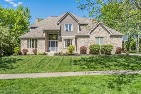 7433 Oakland Hills Dr, Indianapolis, IN 46236
