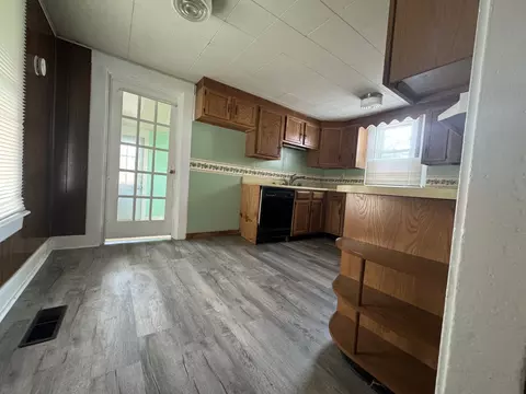 709 E 5th St, Seymour, IN 47274 photo 13