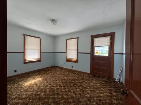 709 E 5th St, Seymour, IN 47274 photo 9
