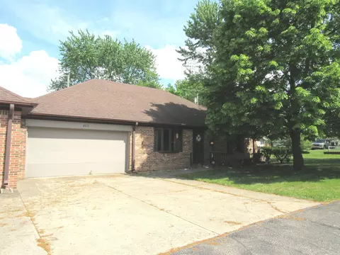 400 Glenn Knecht Dr, Crawfordsville, IN 47933