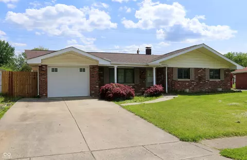 717 N Bend Rd, Beech Grove, IN 46107