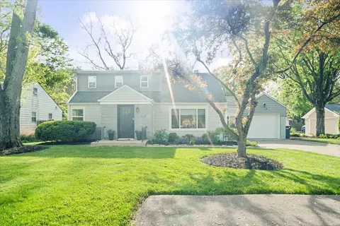 8524 N College Ave, Indianapolis, IN 46240
