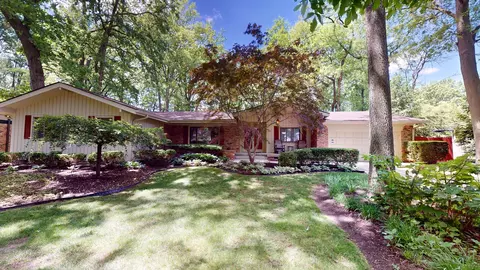 8906 N Kenwood Ave, Indianapolis, IN 46260