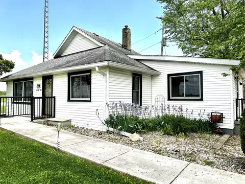 1664 N 300 W, Crawfordsville, IN 47933
