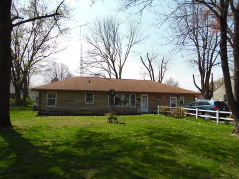 2823 23rd St, Columbus, IN 47201