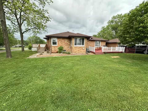 8016 N Pennington Rd, Mooresville, IN 46158