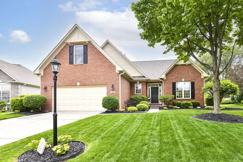 11049 Innisbrooke Ln, Fishers, IN 46037