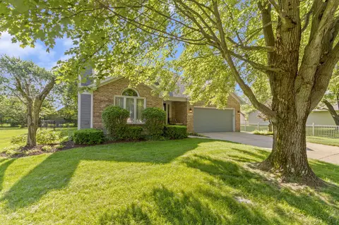 7519 Davis Ln, Indianapolis, IN 46236