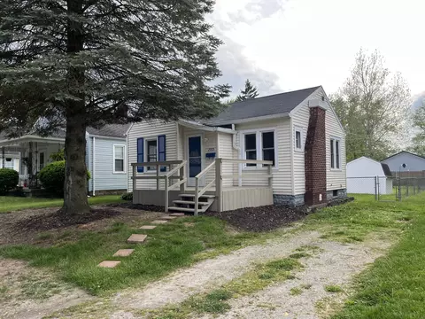 2005 S Delawanda Ave, Muncie, IN 47302