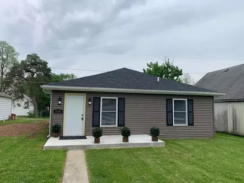 2104 N Glenwood Ave, Muncie, IN 47304