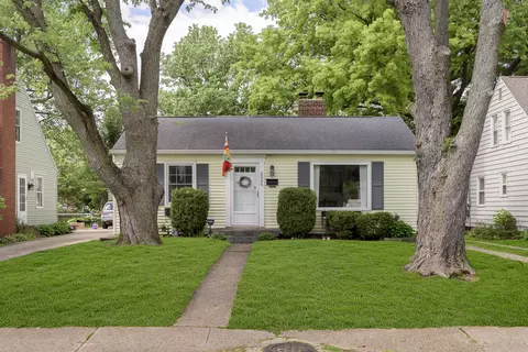 2526 E 57th St, Indianapolis, IN 46220