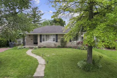 227 Noble St, Greenwood, IN 46142