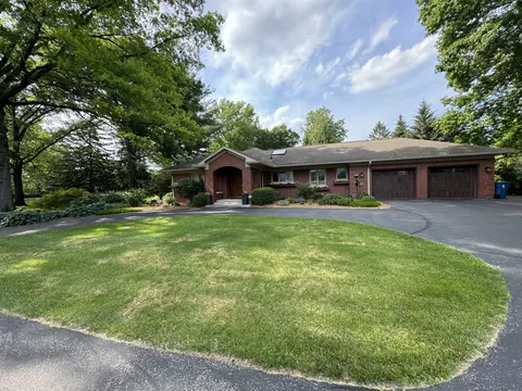 8181 Spring Mill Rd, Indianapolis, IN 46260