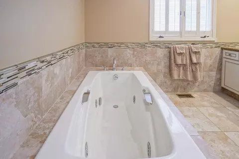 427 Sugar Tree Ln, Indianapolis, IN 46260 photo 34
