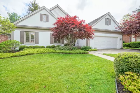 427 Sugar Tree Ln, Indianapolis, IN 46260 photo 3