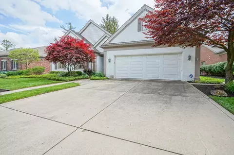 427 Sugar Tree Ln, Indianapolis, IN 46260 photo 4