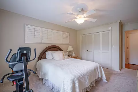 427 Sugar Tree Ln, Indianapolis, IN 46260 photo 37