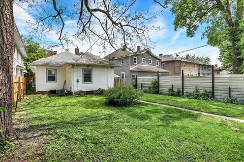 Exterior - 544 Eastern Ave, Indianapolis, IN 46201 photo 10 of 16
