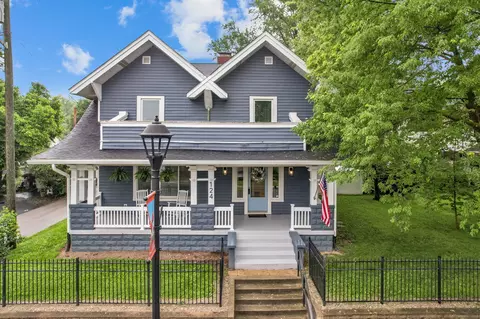 124 E Main St, New Palestine, IN 46163