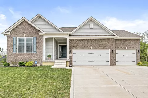 6243 Harvey Dr, Plainfield, IN 46168