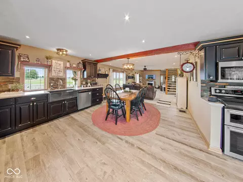Kitchen - 7247 E Michigan Rd, Waldron, IN 46182 photo 5 of 5