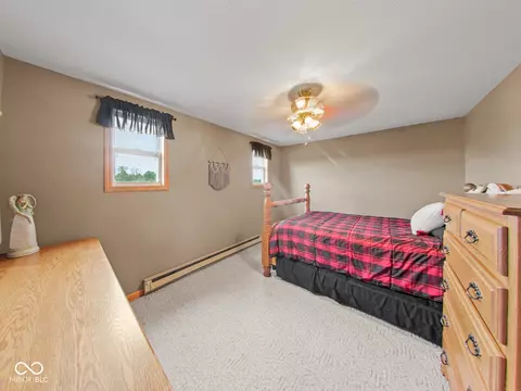 Bedroom - 7247 E Michigan Rd, Waldron, IN 46182 photo 3 of 3