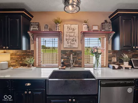 Kitchen - 7247 E Michigan Rd, Waldron, IN 46182 photo 3 of 5