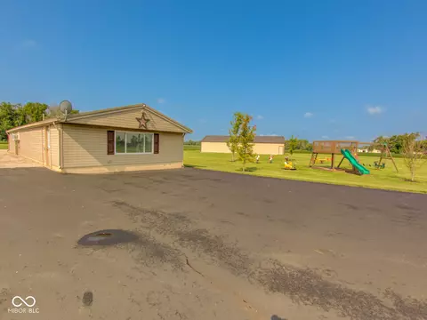 Exterior - 7247 E Michigan Rd, Waldron, IN 46182 photo 11 of 14