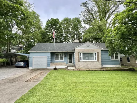616 E Franklin St, Greencastle, IN 46135