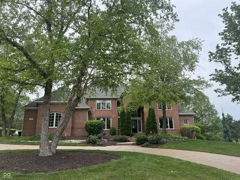 12776 Norfolk Ln, Carmel, IN 46032