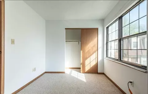 555 E Graham Pl, Bloomington, IN 47401 photo 12
