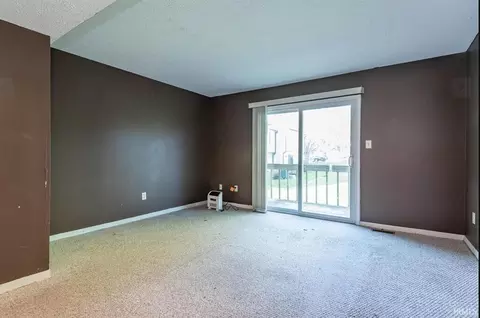 555 E Graham Pl, Bloomington, IN 47401 photo 3