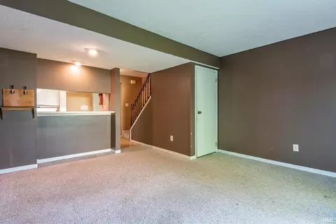 555 E Graham Pl, Bloomington, IN 47401 photo 2