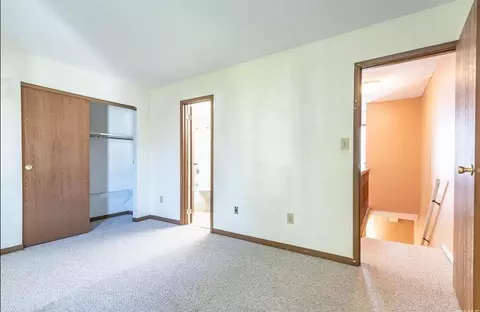 555 E Graham Pl, Bloomington, IN 47401 photo 8