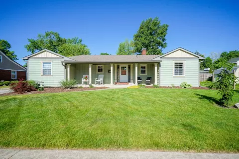 160 N Jefferson St, Mooresville, IN 46158