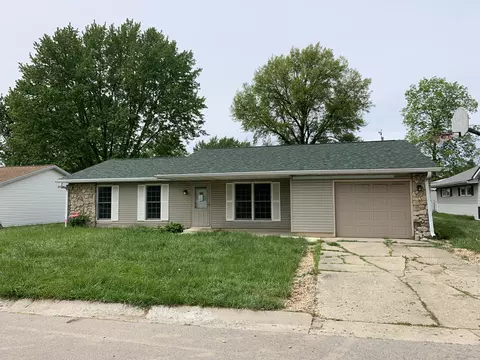 307 Greenwood Dr, Hartford City, IN 47348