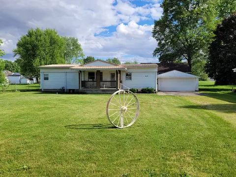 629 W 6th St, Rushville, IN 46173