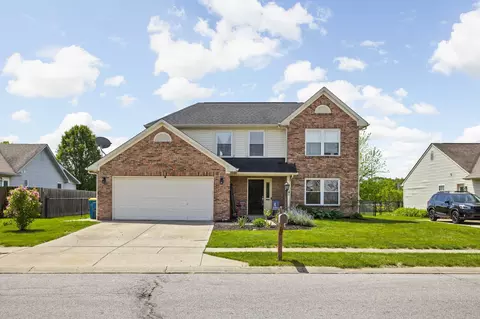 11017 Oakspring Dr, Indianapolis, IN 46239