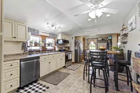 Kitchen - 8461 S 750 W, Pendleton, IN 46064 photo 1 of 3