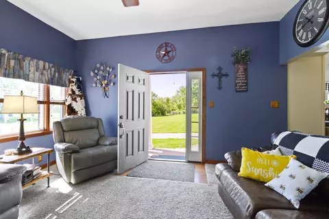 Entry Way - 8461 S 750 W, Pendleton, IN 46064 photo 1 of 6