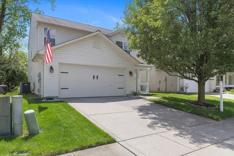 10289 Blue Sky Dr, Avon, IN 46123