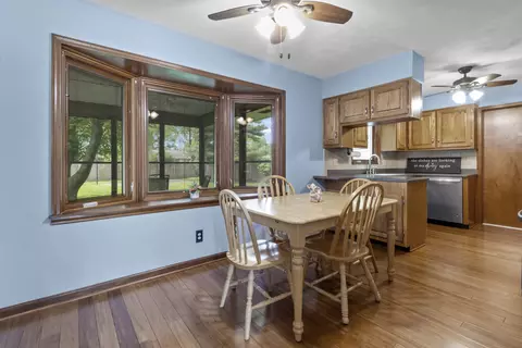 Dining - 1415 W Raymond St, Plainfield, IN 46168 photo 1 of 1