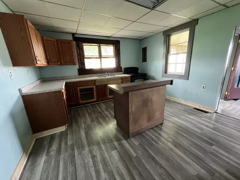 Kitchen - 76 S Messick Rd, New Castle, IN 47362 photo 1 of 1